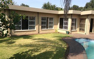 4 Bedroom House in Vanderbijlpark SW