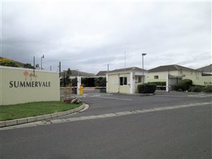 2 Bed Apartment in Whispering Pines