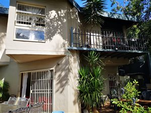 3 Bed Townhouse in Waterkloof Glen