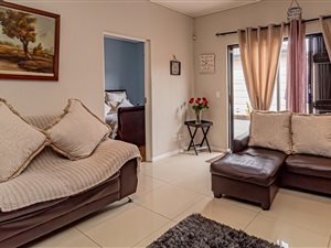 2 Bed House in Parklands East