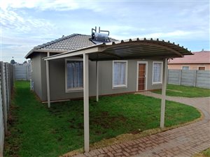 3 Bed House in Chiawelo