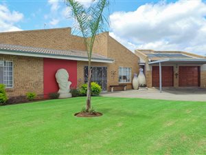 3 Bed House in Aerorand