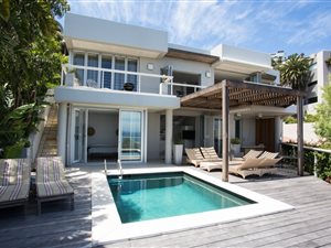 3 Bed House in Bantry Bay