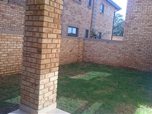 2 Bedroom Townhouse in Beyers Park