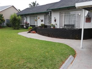 3 Bed House in Dan Pienaarville