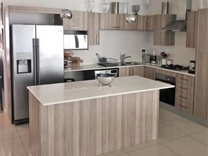 3 Bed Apartment in Bryanston