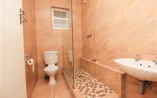 1 Bedroom Apartment in Humewood