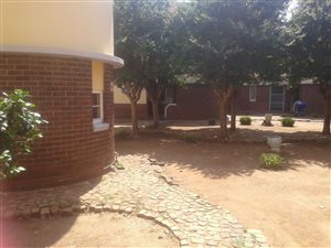 3 Bed Apartment in Arcadia