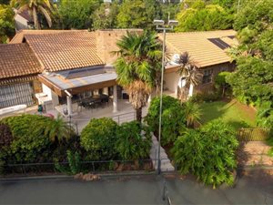 3 Bed House in Sunningdale