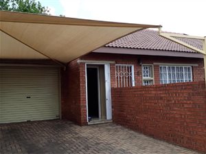 2 Bed Townhouse in Middelburg South