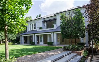 4 Bedroom House in Hyde Park