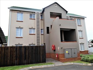 2 Bed Apartment in Benoni North