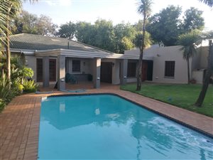 4 Bedroom House in Franklin Roosevelt Park