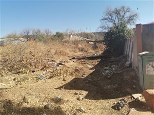 862 m² Land available in Hilton