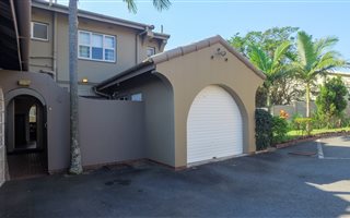 3 Bedroom Apartment in Umhlanga Rocks