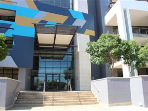 Commercial space in Waterkloof Glen