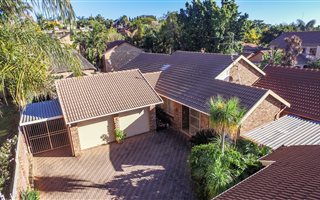 4 Bedroom House in Moreleta Park