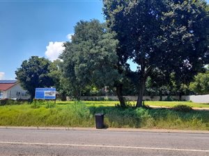 1768 m² Land available in Eldoraigne