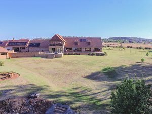 5 Bedroom House in Blue Saddle Ranches