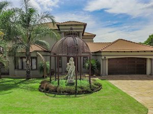 4 Bed House in Irene Farm Villages