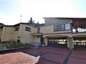 4 Bed House in Gholfsig
