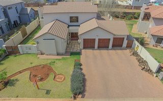 4 Bedroom House in Eldo Lakes Estate