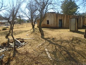 1586 m² Land available in Cala