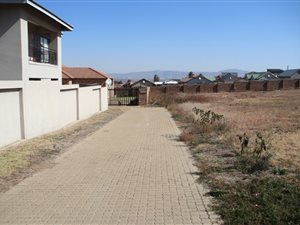 576 m² Land available in Lydenburg