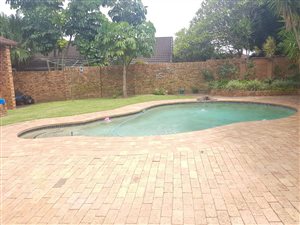 3 Bed House in Meerensee