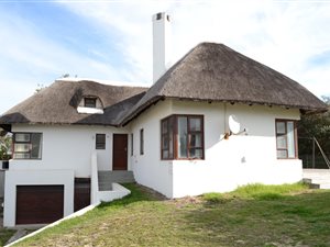 4 Bed House in St Francis Bay