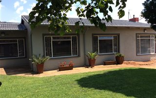 991 m² Land available in Northmead