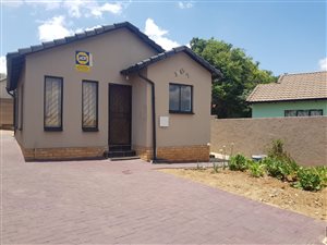 2 Bed House in Naturena
