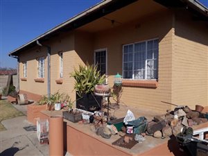3 Bed House in Leeuhof