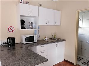 1 Bed Apartment in Bellair
