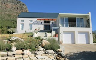 6 Bedroom House in Franschhoek