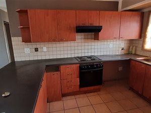 2 Bed Apartment in Van Dyk Park