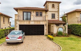 3 Bedroom Townhouse in Plantations