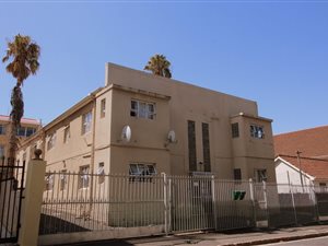 2 Bed Apartment in Mowbray