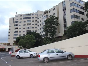 2 Bed Apartment in Paradise Valley