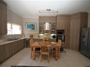 2 Bed Apartment in Retire at Midstream