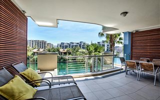 1 Bedroom Apartment in Waterfront