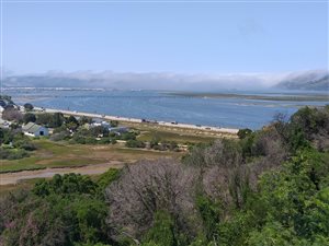 519 m² Land available in Kanonkop