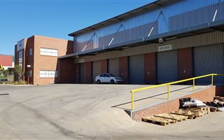 2370 m² Commercial space in Lombardy East