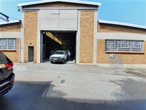 1600 m² Industrial space in Reuven
