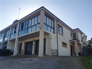 4 Bed Duet in Dana Bay