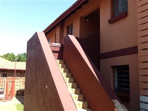 2 Bed Flat in Ekklesia