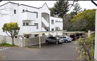 1 Bedroom Townhouse in Craighall