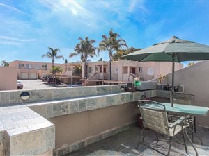 2 Bed Apartment in President Park