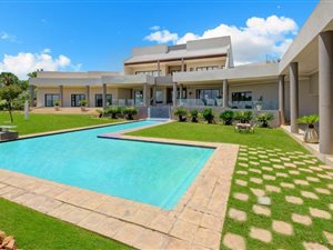 6 Bed House in Lanseria and surrounds
