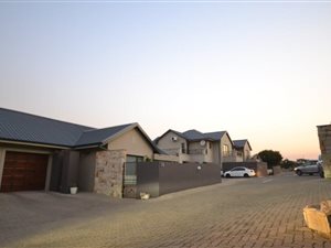 3 Bed Duplex in Meyersdal Nature Estate
